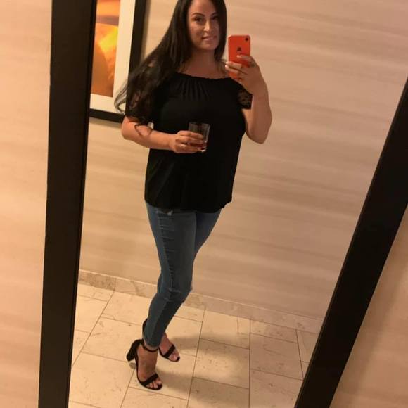 Meet your Posher, Autumn - Picture 1 of 1